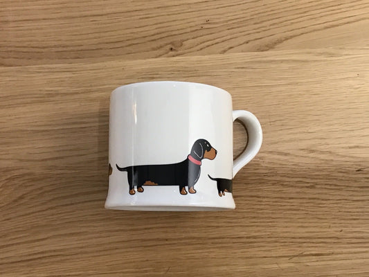 Sweet William Dackel Tasse