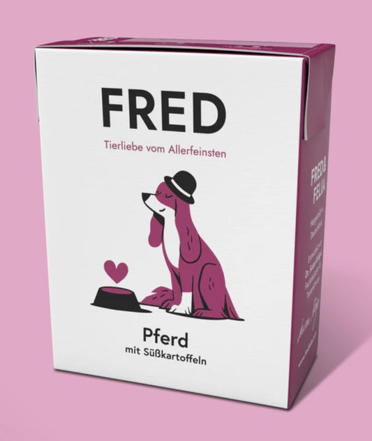 fred & felia Nassfutter Pferd mit Süßkartoffel