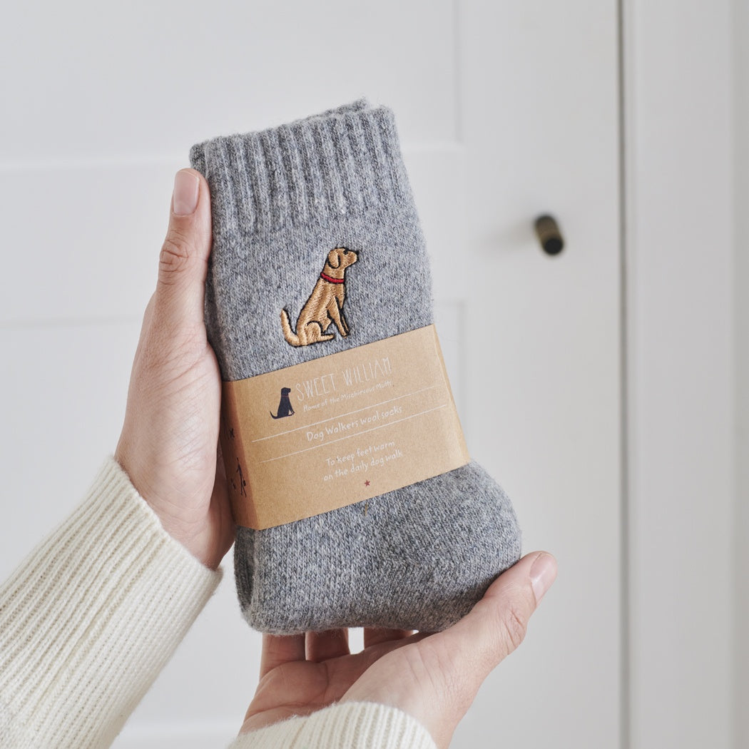 bestickte Wollsocken - verschiedene Rassen