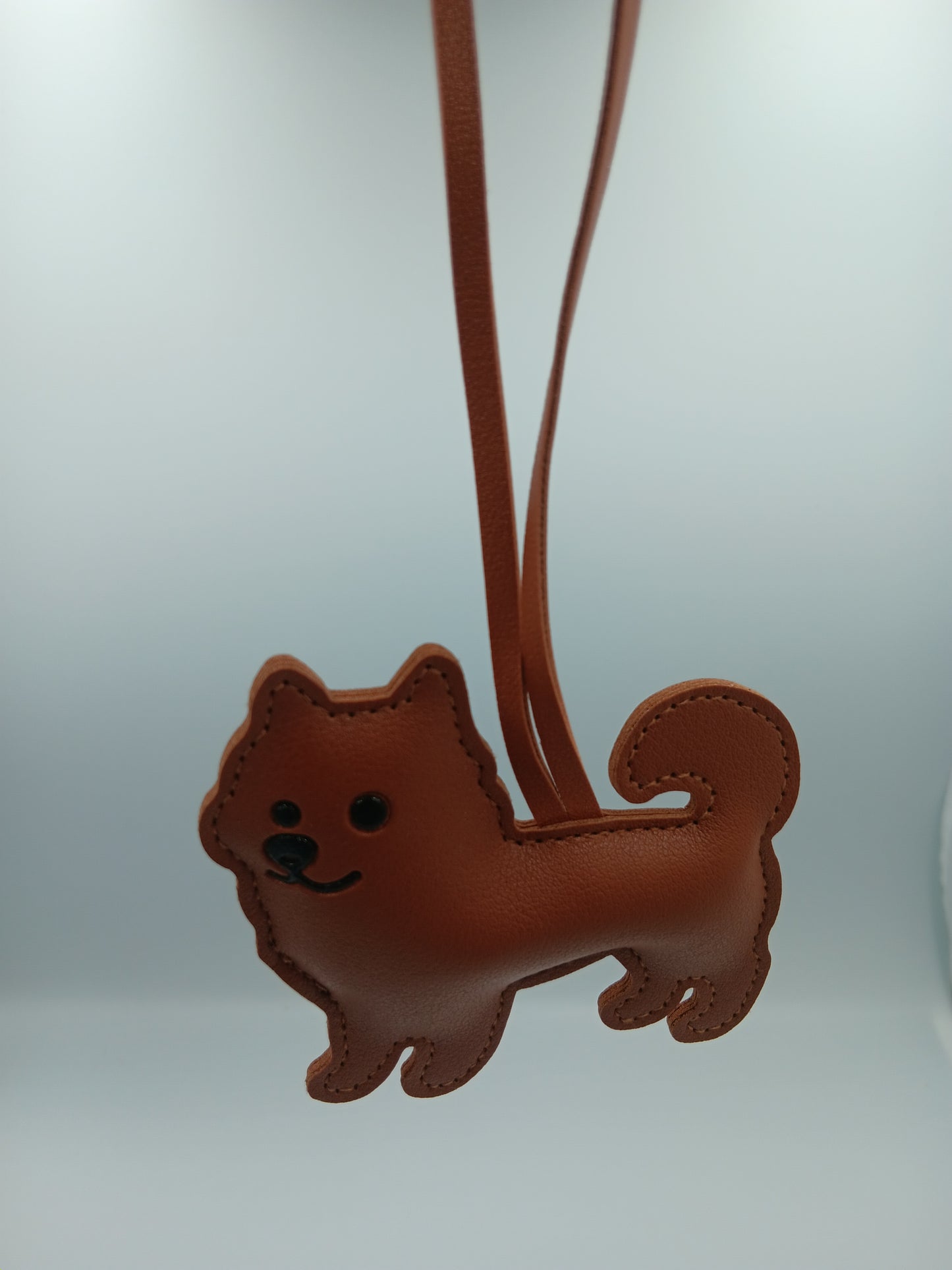 Spitz / Shiba - Leder-Schlüsselanhänger in Hundeform