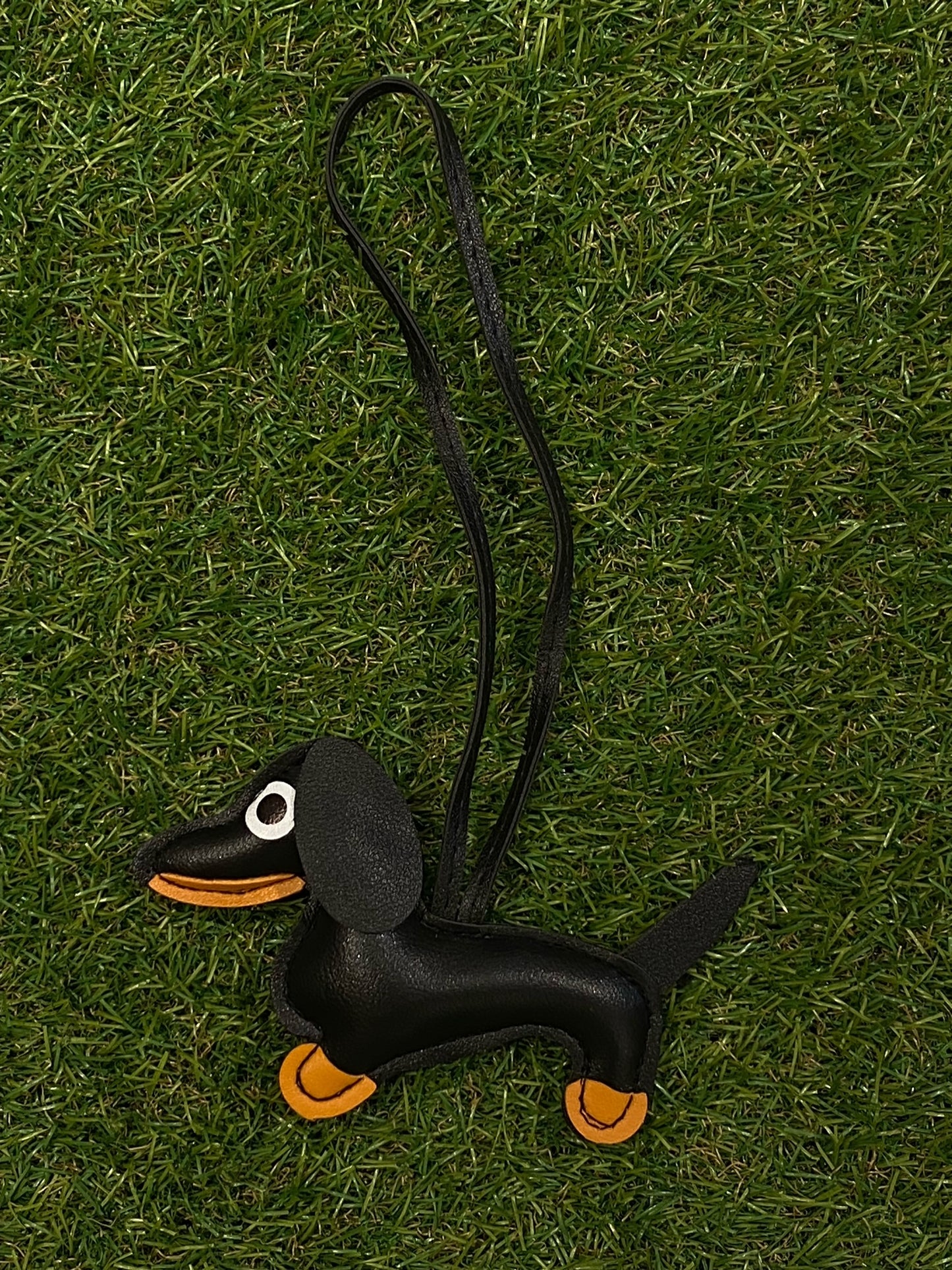 Schlüsselanhänger Dackel aus Leder