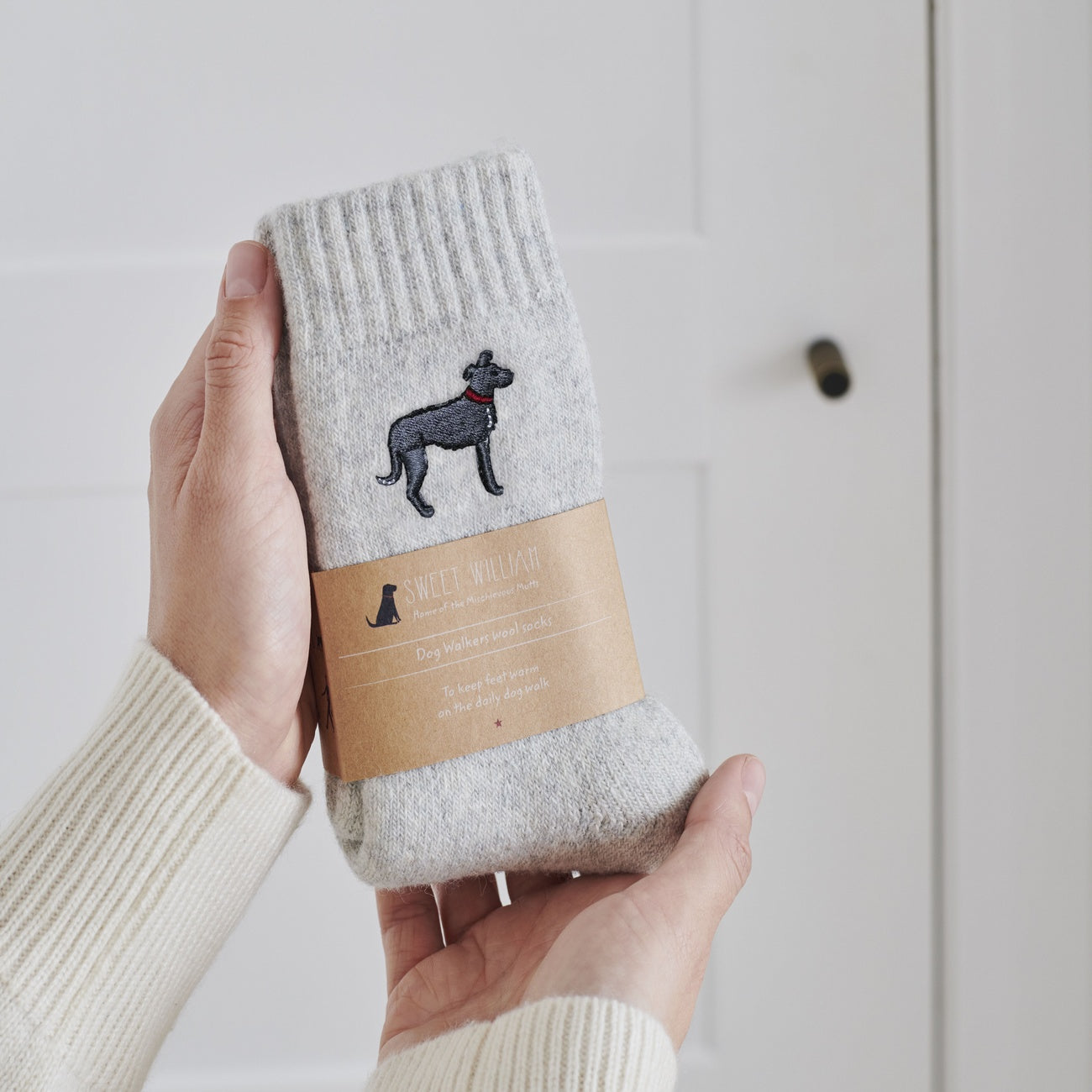 bestickte Wollsocken - verschiedene Rassen