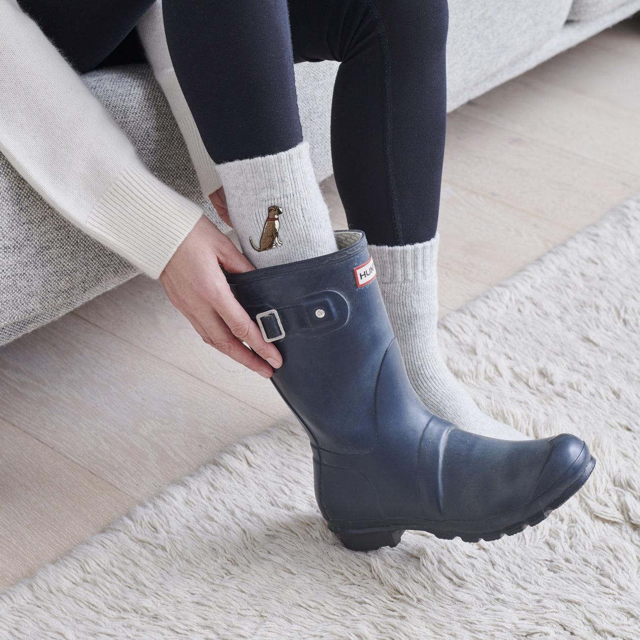 bestickte Wollsocken - verschiedene Rassen