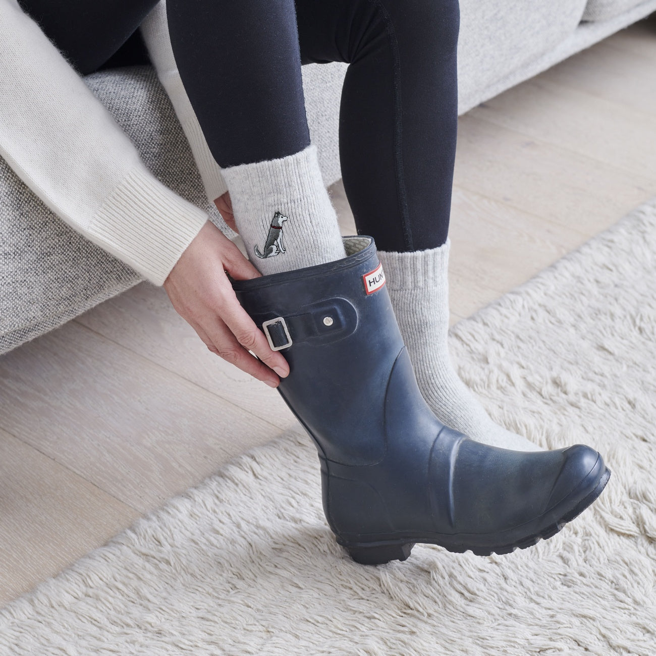 bestickte Wollsocken - verschiedene Rassen