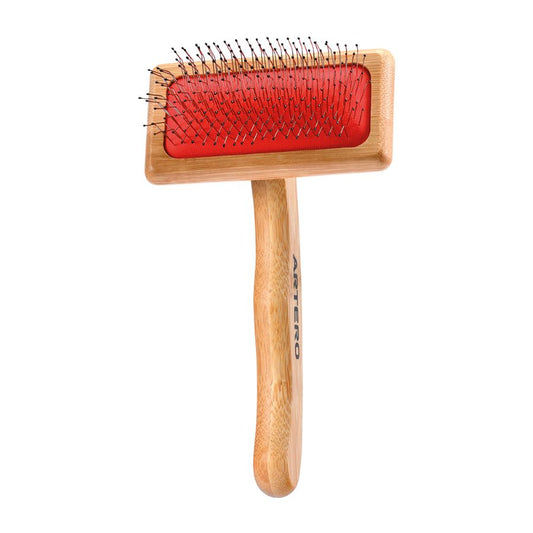 Artero Produkte (Bürste, Hake, Nagelschneider)