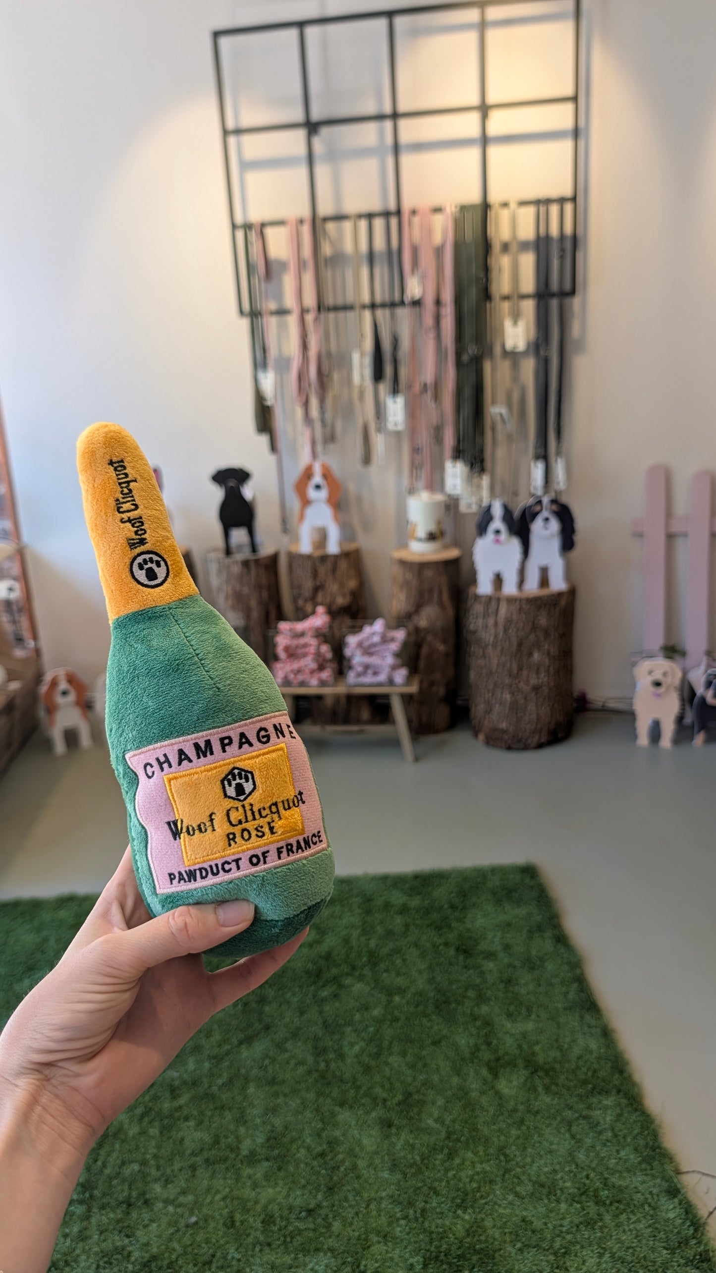 Champagner Woof Clicquot Rose